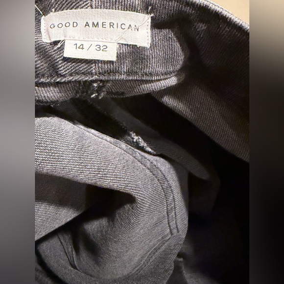 Good American Good Legs High Rise Skinny Jeans in Distressed Black, Size 14/32 - Picture 9 of 11